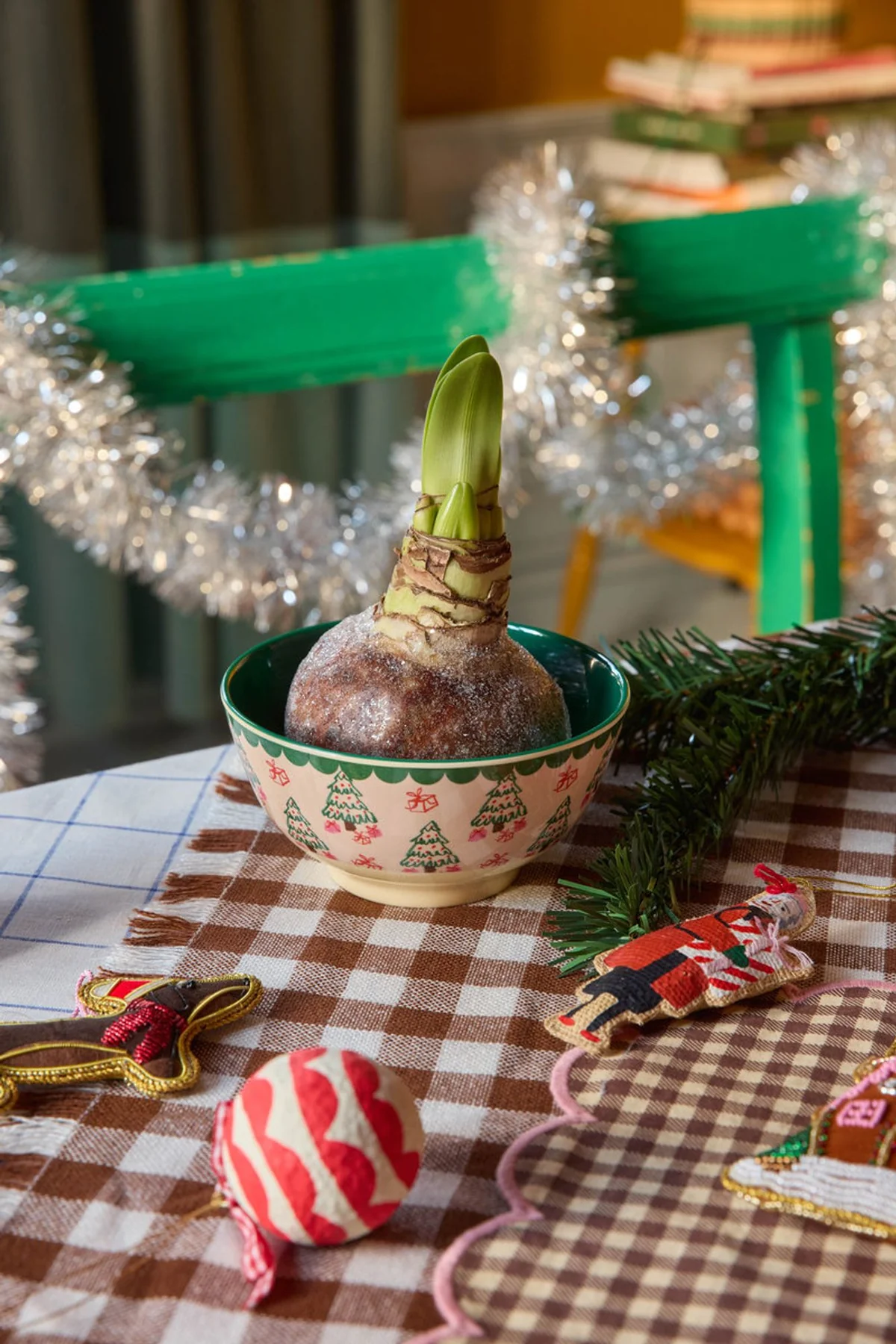Rice XMAS Weihnachtskugel rot, Pappmaché, D. ca. 5 cm