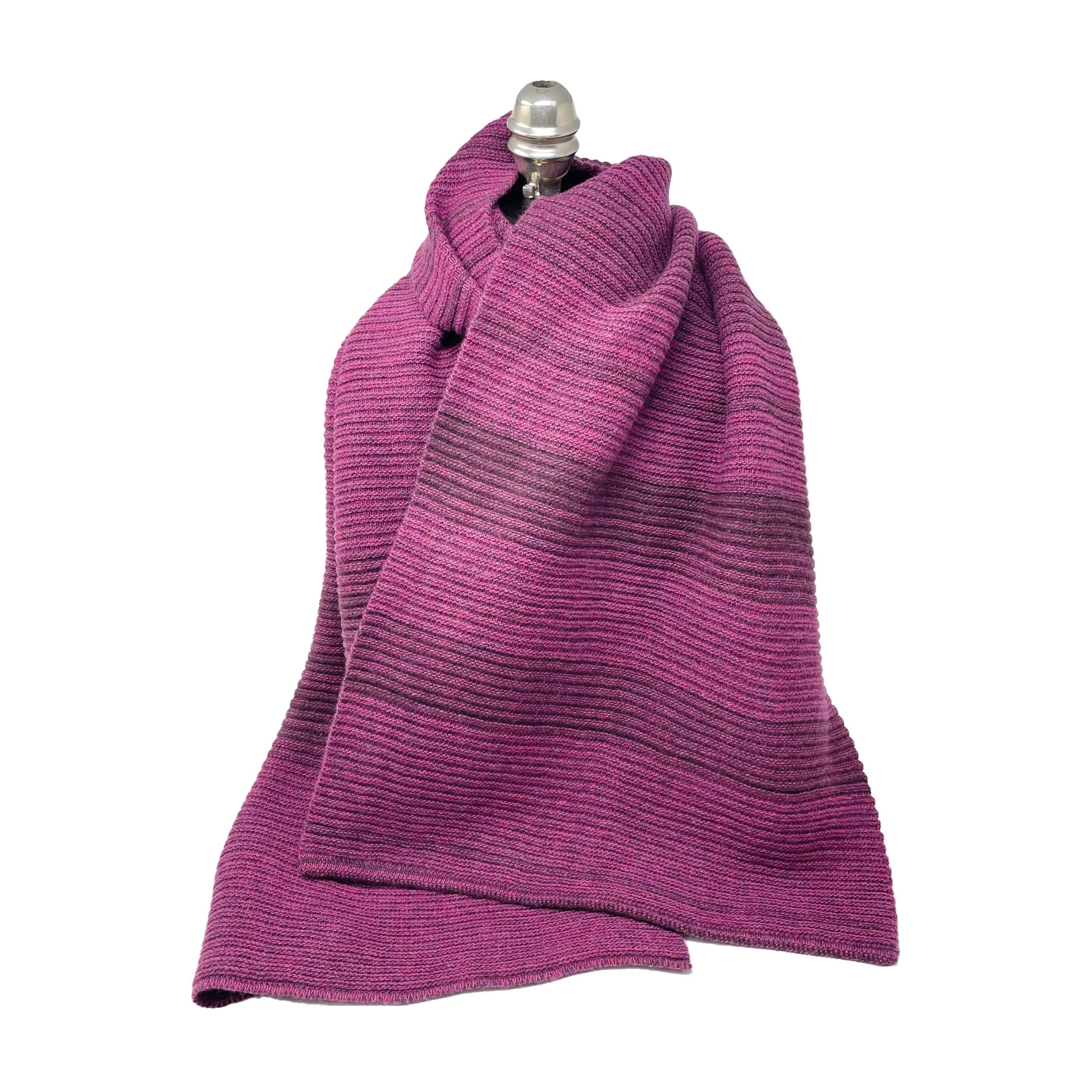McKernan Schal "DRIFT" PURPLE FIG,   ca. 37 x 180 cm , 100 % Wolle    
