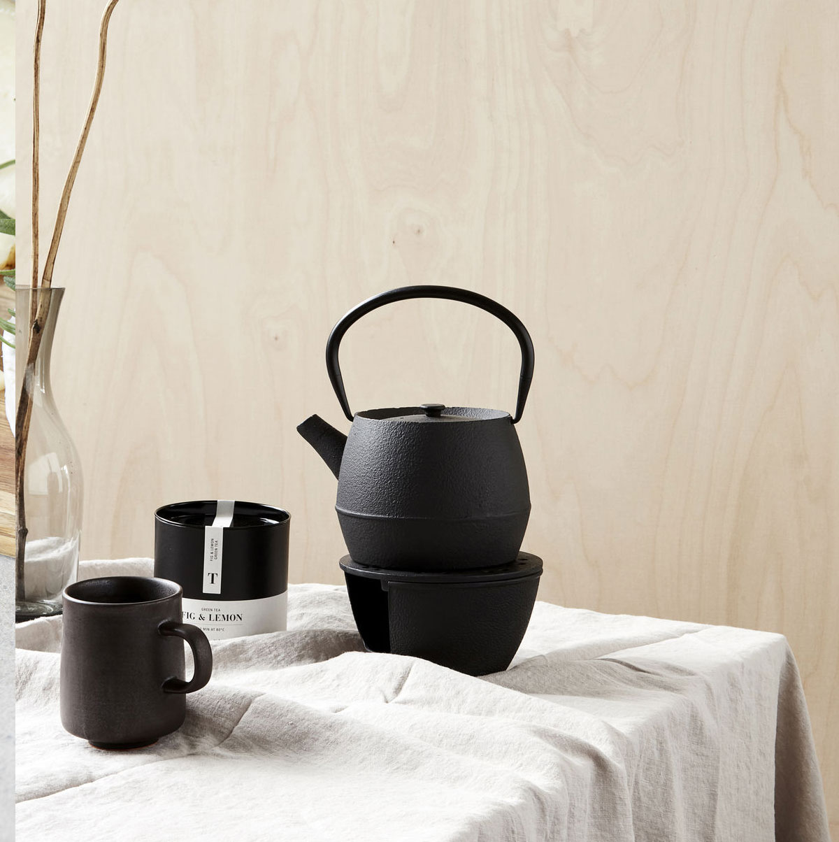 Stövchen CAST, Schwarz von Nicolas Vahé  