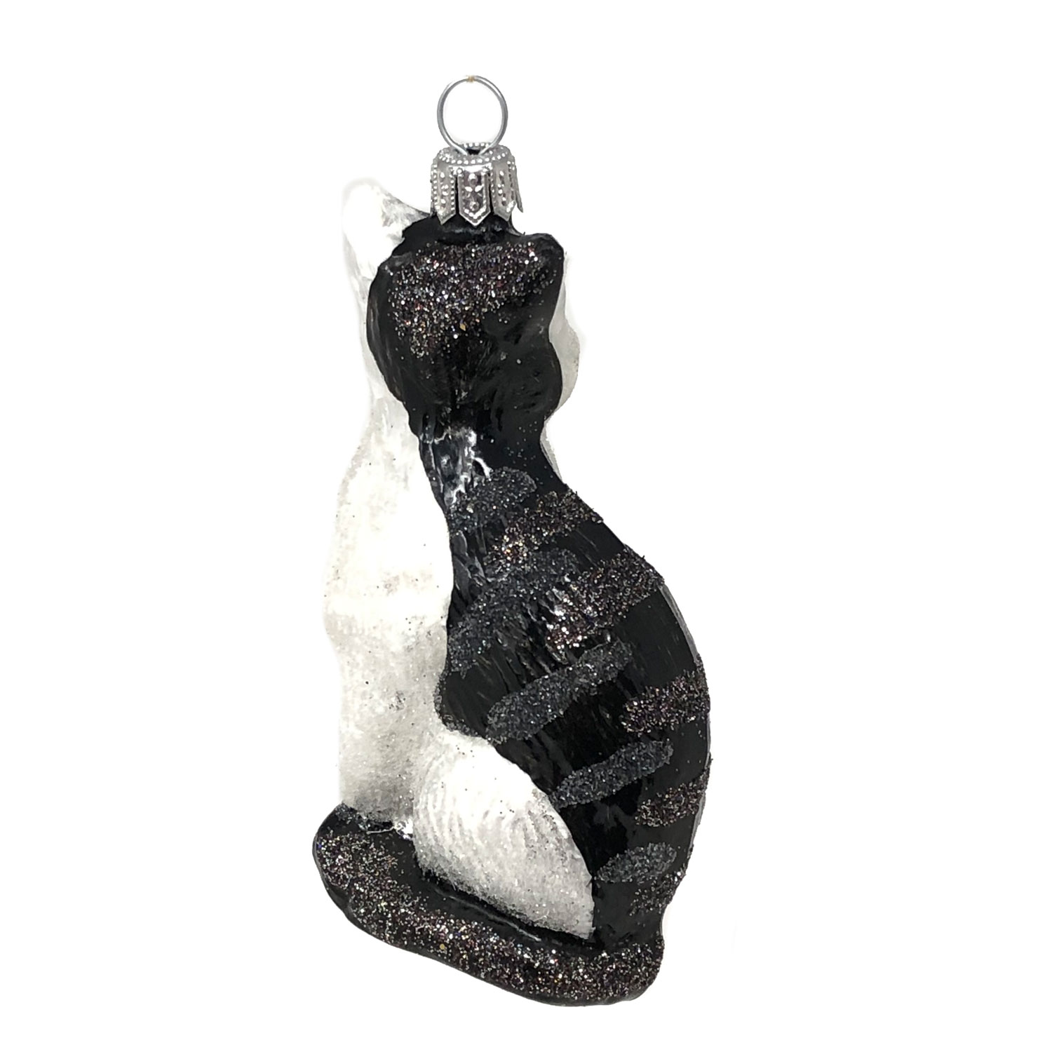 % Weihnachtskugel Katze Nr. 1, sitzend, schwarz / weiß  getigert mit Glitzer