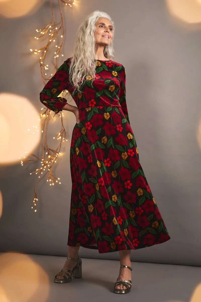 SEASALT CORNWALL Kleid Samt Oak Cottage Velvet Dress, Muster: Collaged Rose Onyx Carmine