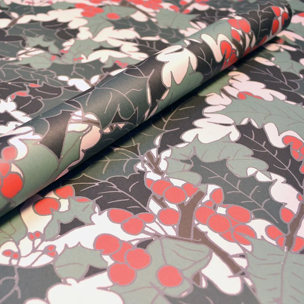 Geschenkpapier HOLLY TREE, ca. 50 x 70 cm von Emily Burningham