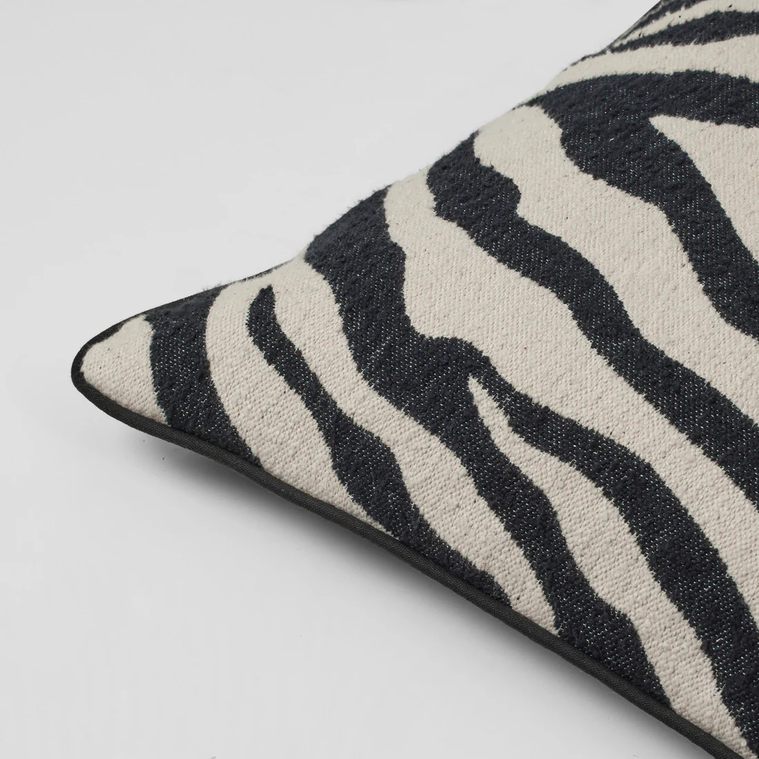 Kissenbezug ZEBRA, ca. 50 x 50 cm,  von Broste Copenhagen, OEKO-TEX®   