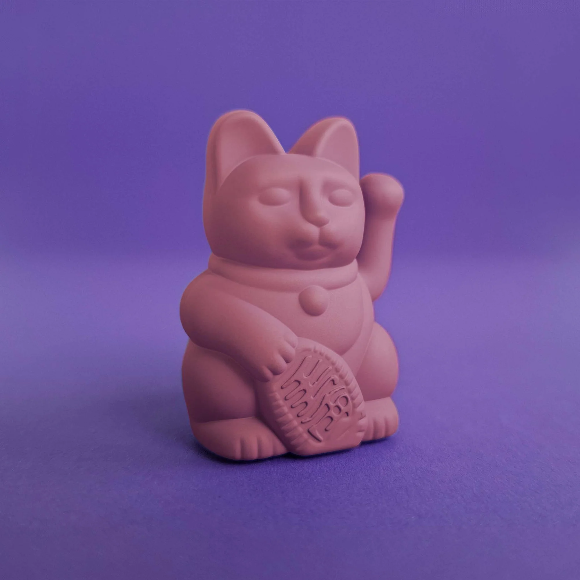 Lucky Cat Solar Berry Red „Aiko“ / Winkekatze/ Glückskatze , Mini, ca. 5 cm