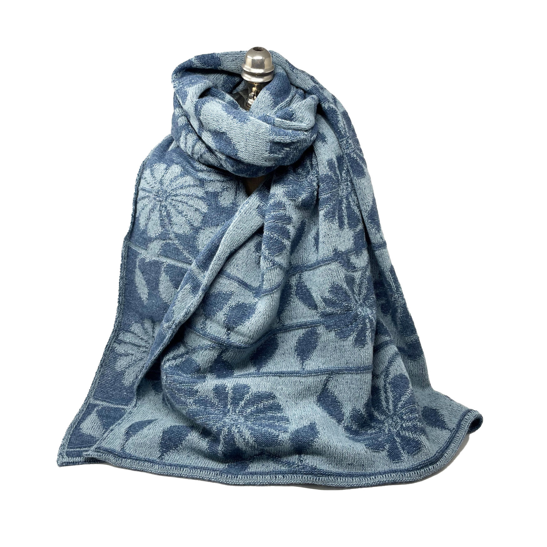 McKernan Schal "DELIGHT" FADED DENIM,  ca. 70x 210 cm , 100 % Wolle   