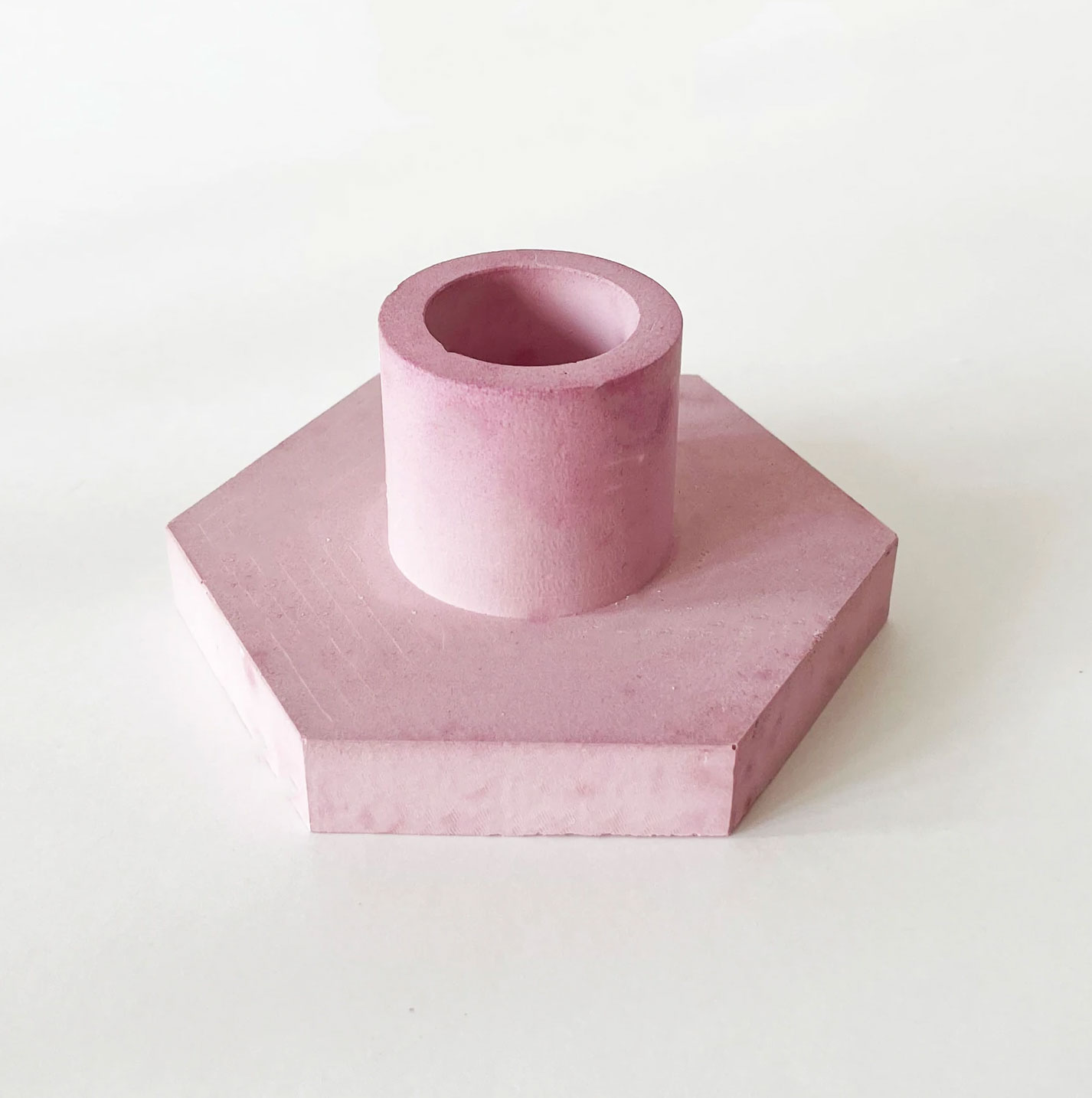 Beton Kerzenständer in Pink von by Vivi, pro Stück...passen toll zu den Dip Dye Kerzen  