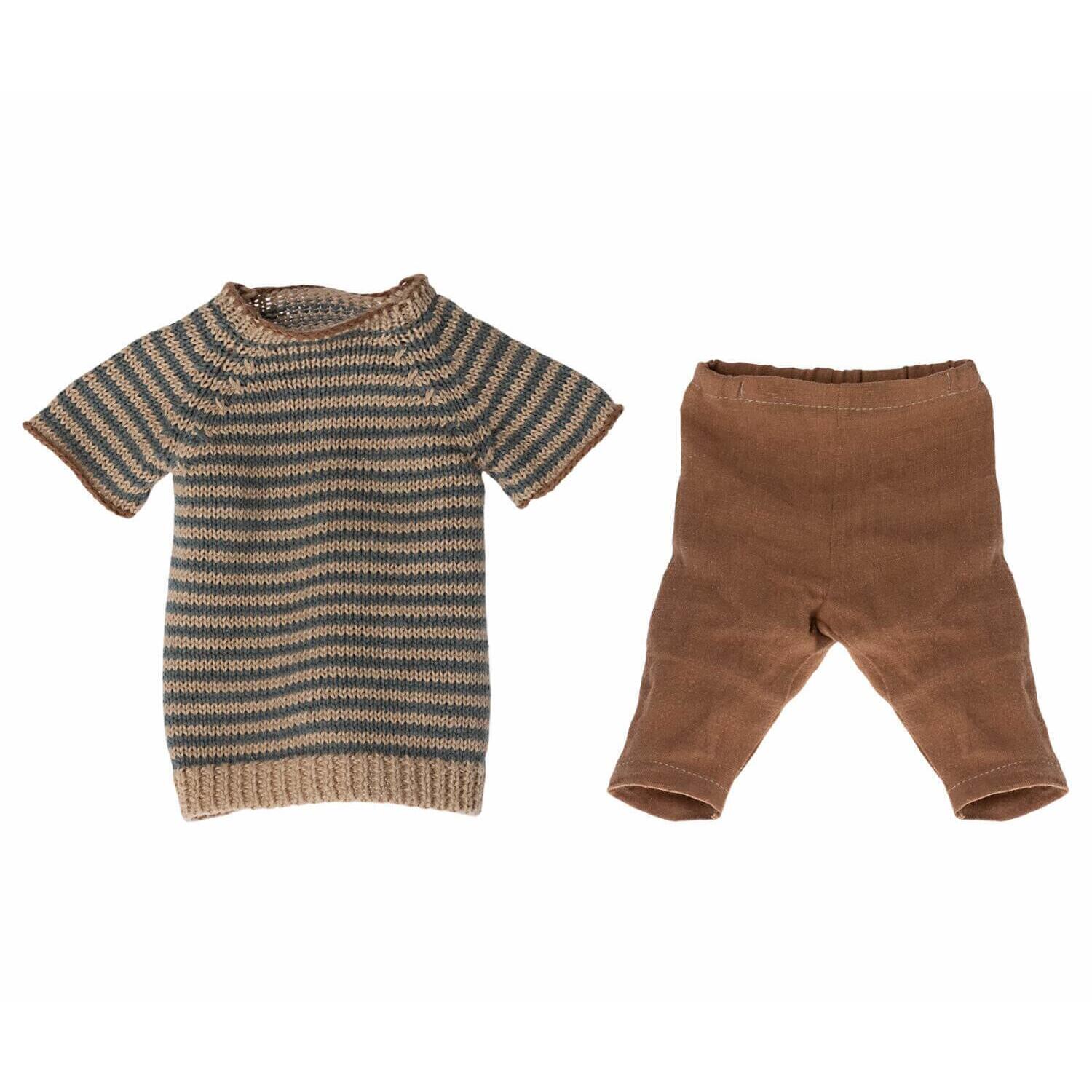 Maileg Kaninchen Größe 4, Klassisch - Strickhemd , Hase, Rabbit size 4, Classic - Knitted shirt and shorts