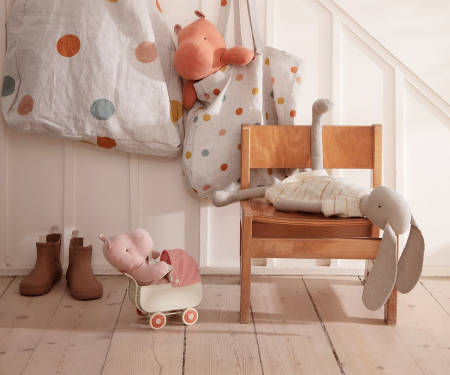 Maileg Micro Kinderwagen - Coral, Pram, Micro - Coral Maileg Micro Kinderwagen - Coral, Pram, Micro - Coral
