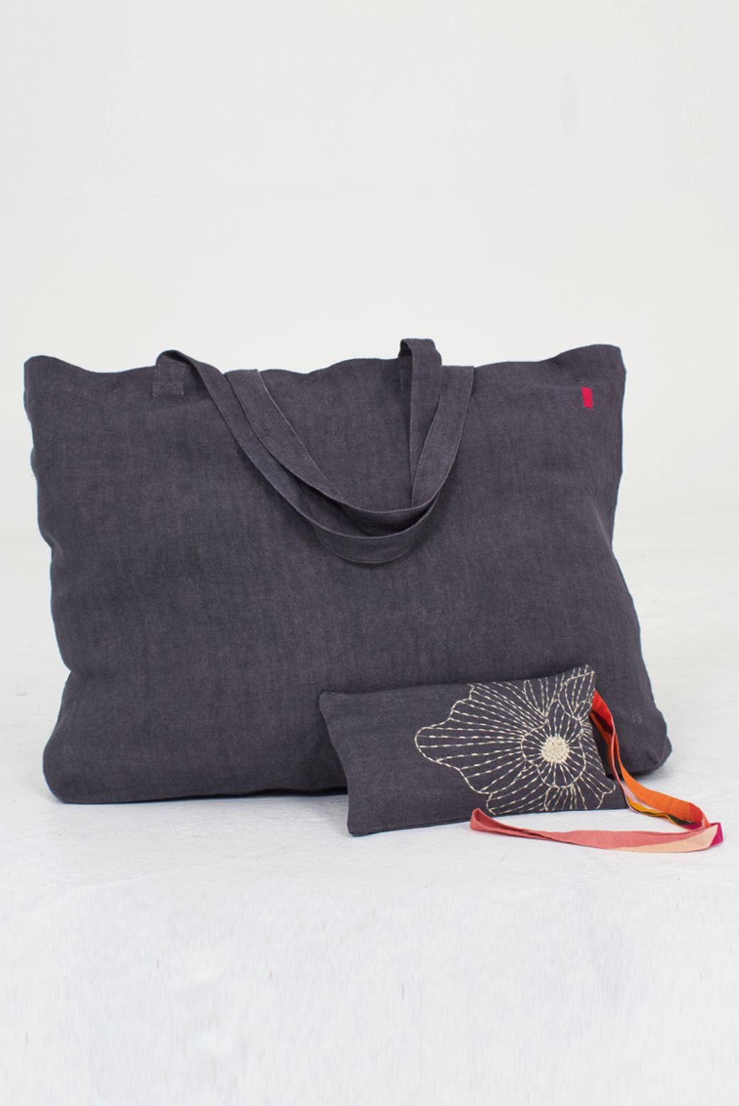 Tasche FRANCES GRAU aus 100% Leinen von Shalls Barcelona  