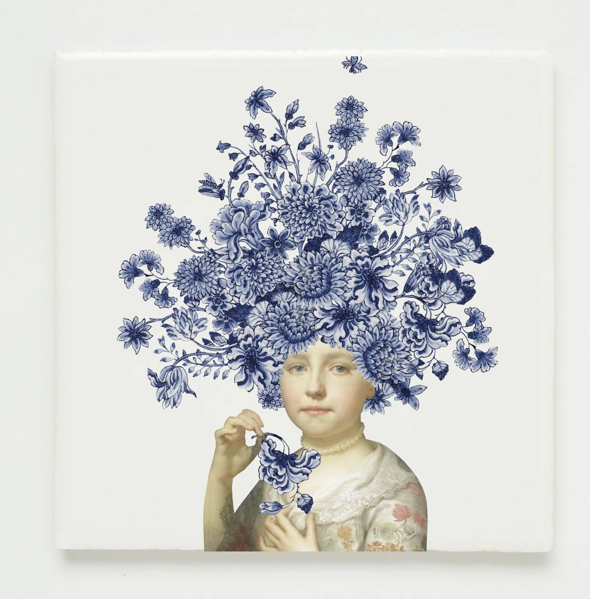 Wandfliese mit blauem Blumenkopf für Mädchen im Rijksmuseum von Lylies, ca.  13 x 13 cm, Kachel