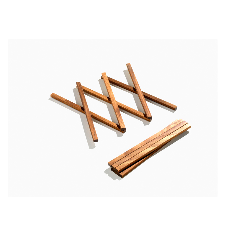 % UNTERSETZER L IN NUSSBAUM von side by side  