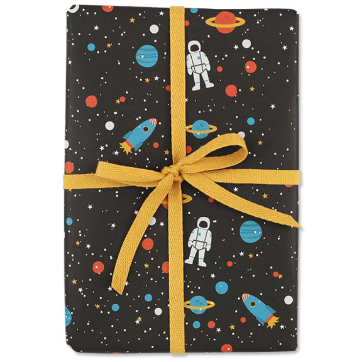 Geschenkpapier "Space" von Ava & Yves ca.  50 x 70 cm, Weltall, Astronaut