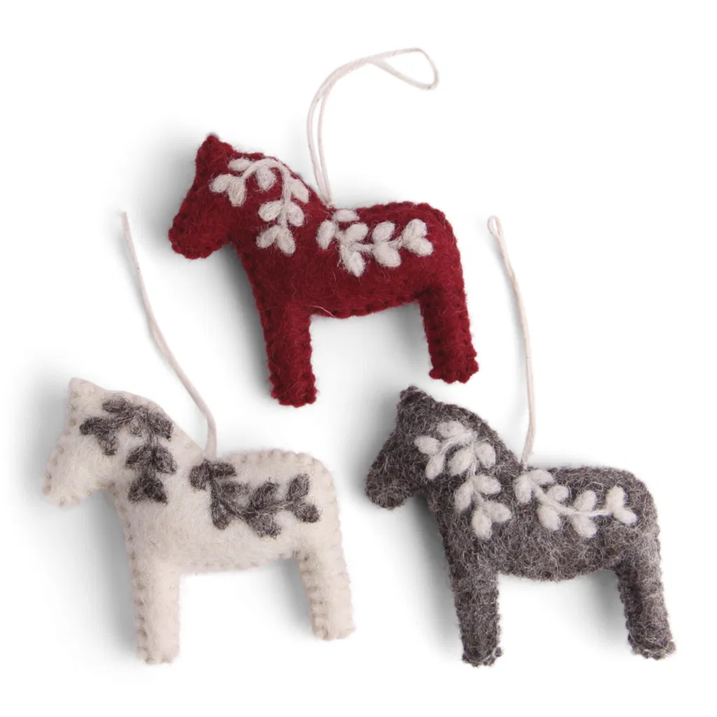 Gry & Sif Weihnachtsanhänger Dalapferde 3er Set aus Filz, Dala Horses Classic - Set of 3, ca.  7 × 6,5 cm