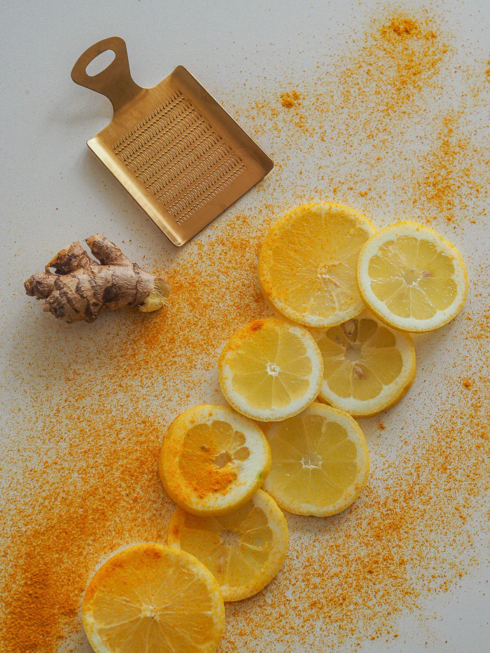 Ingwerreibe Messing, ca. 13,5 x 9 cm