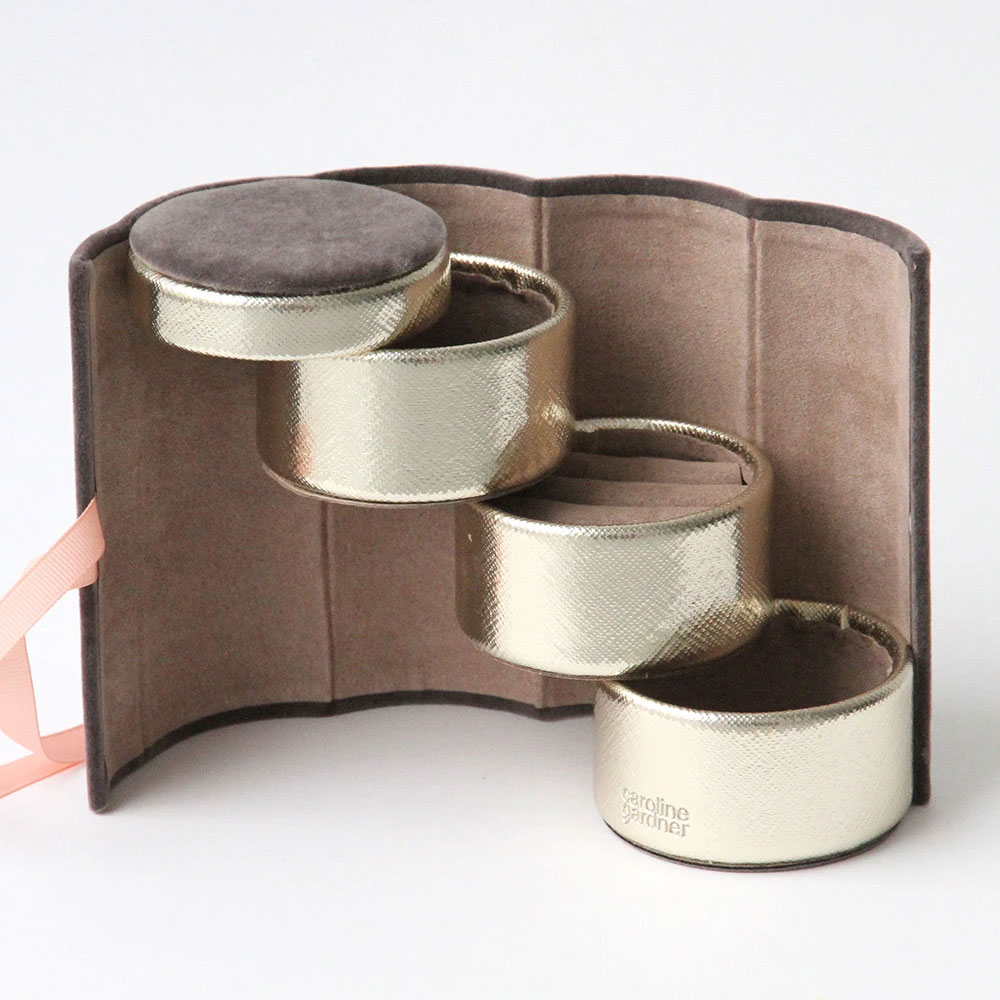 Caroline Gardner Schmuckkästchen aus grauem Samt, Grey Velvet Jewellery Box Tower Caroline Gardner Schmuckkästchen aus grauem Samt, Grey Velvet Jewellery Box Tower