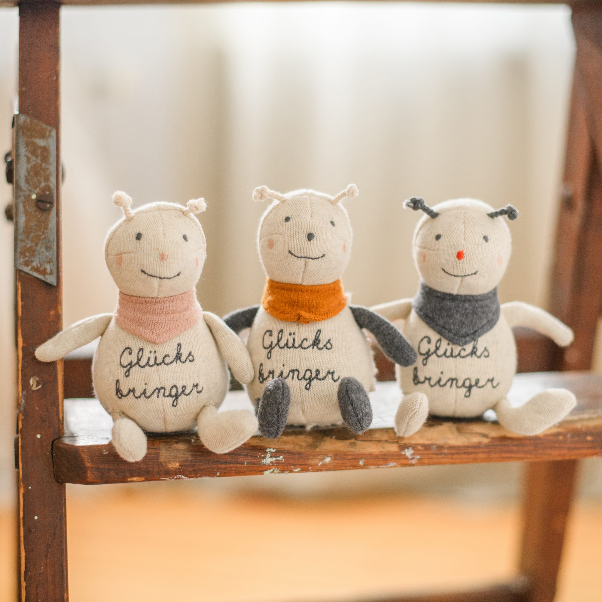 Marienkäfer “Glücksbringer” bouclé, creme/anthrazit von Ava & Yves , ca. 14 cm