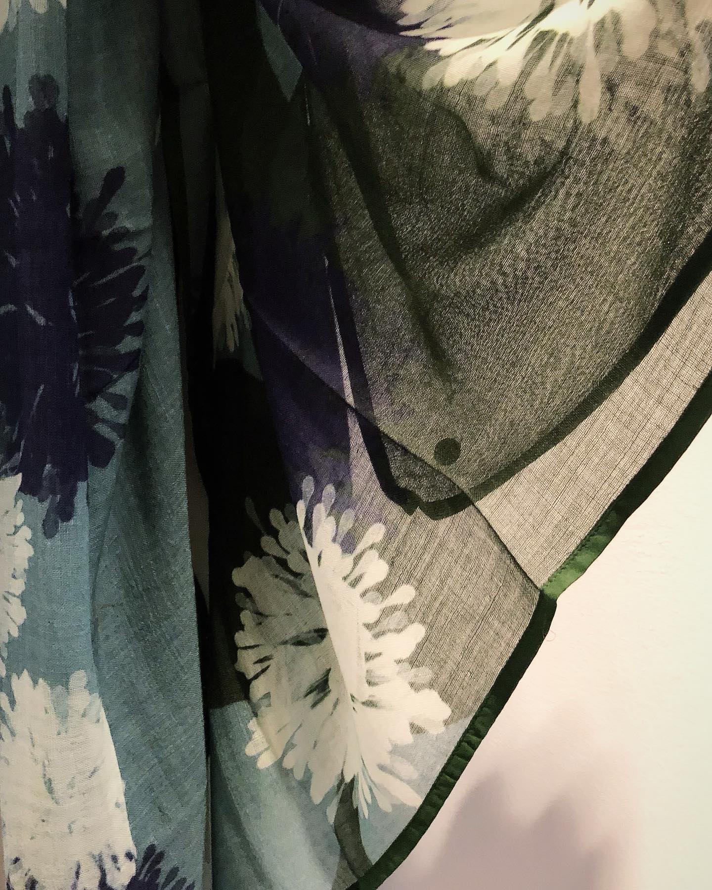 Schal Carol (Mustard) 100% wool - 100x180cm von Shalls Barcelona