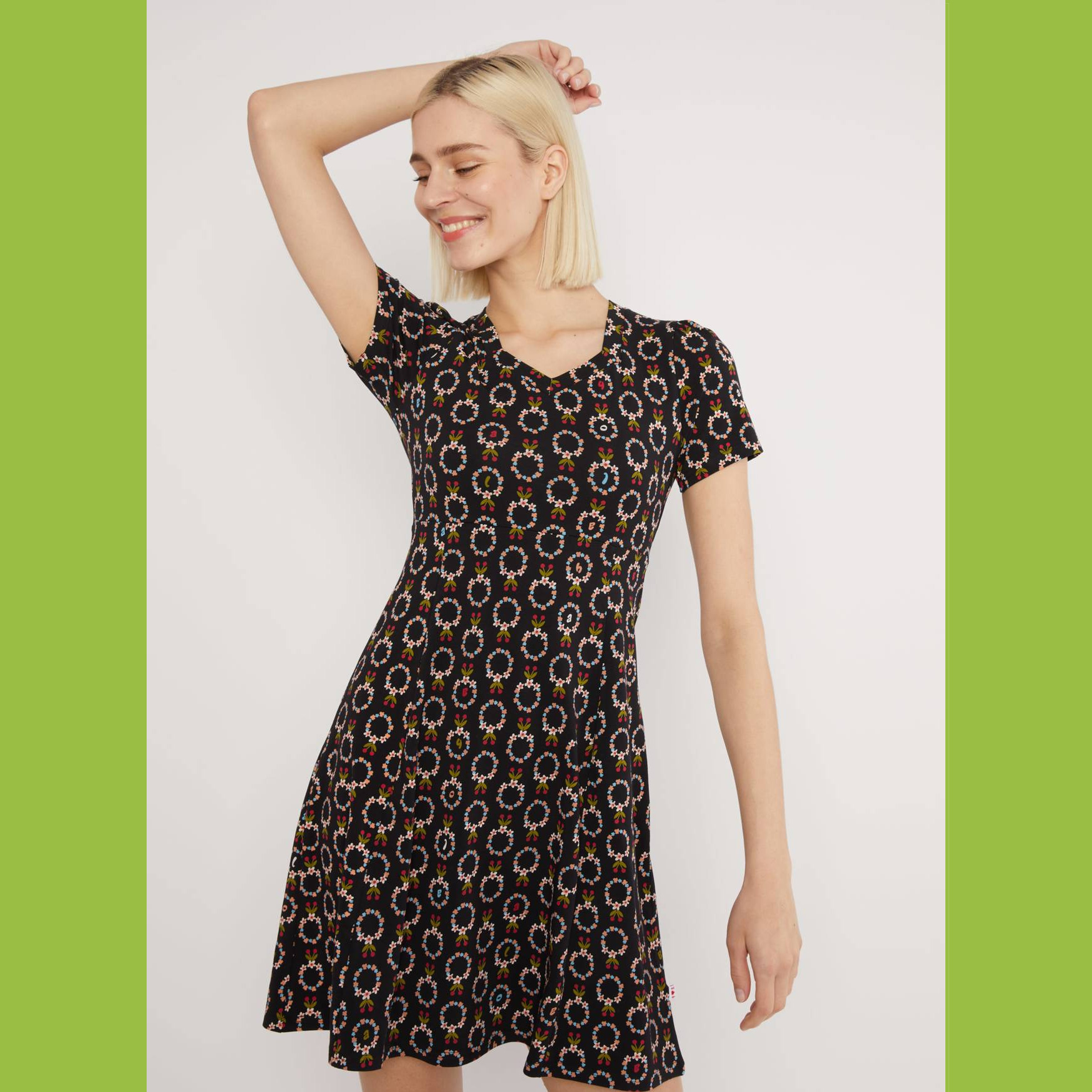 Blutsgeschwister Freizeitkleid Sommerliebe, cute flower chain