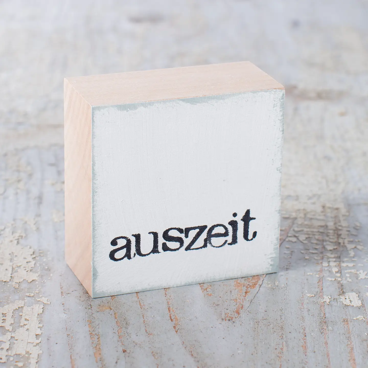 Textplatte "auszeit" weiss von iopla , 6 x 6 cm   