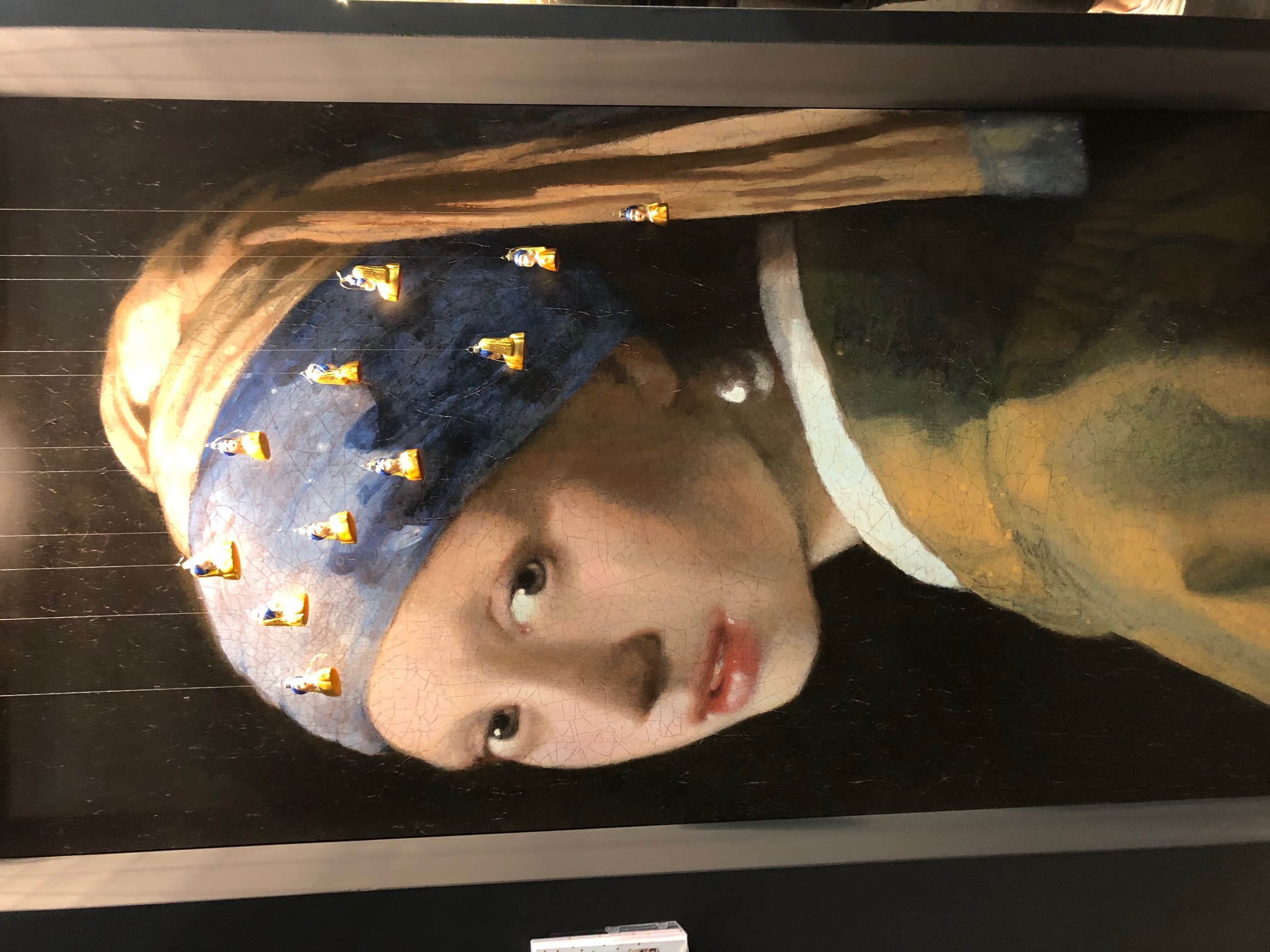 Weihnachtskugel flach Mädchen mit einem Perlenohrring von Vermeer D. ca. 9cm, Delft, Holland
