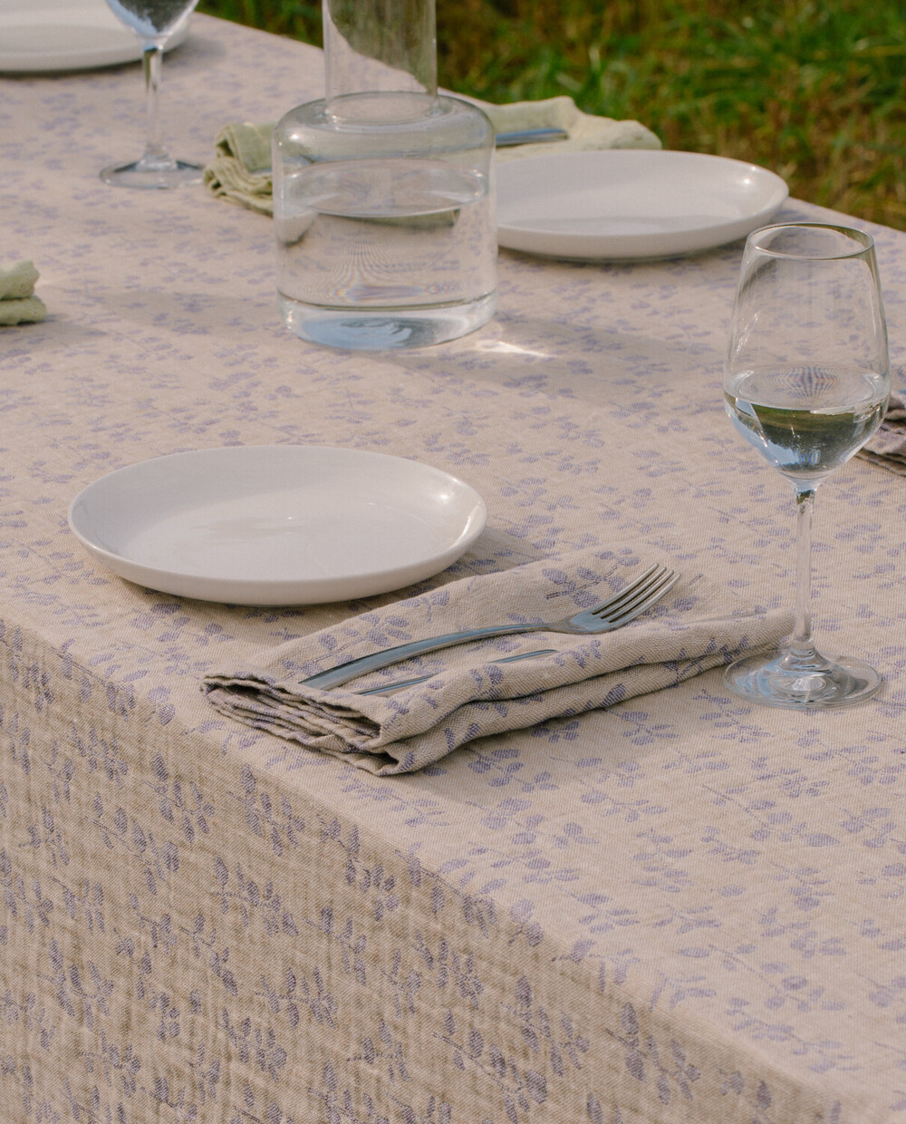 Lapuan Kankurit Tischdecke Meirami ca. 145 x 260 cm, Farbe: lime-olive, 100 % Leinen