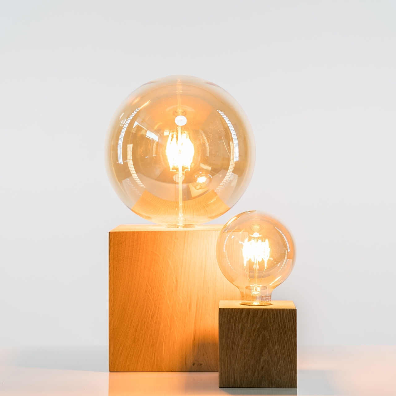 % Raumgestalt  Quader-Leuchte, medium