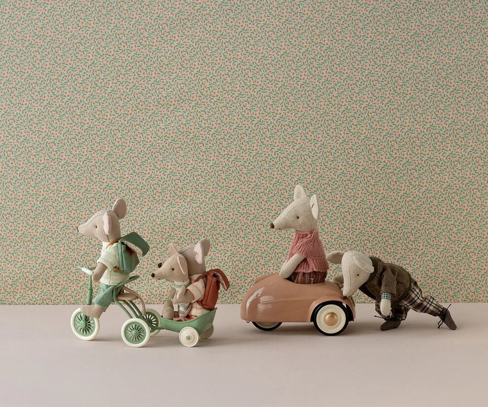 Maileg Dreirad grün, Abri à tricycle, Maus,  Höhe ca. 9 cm   