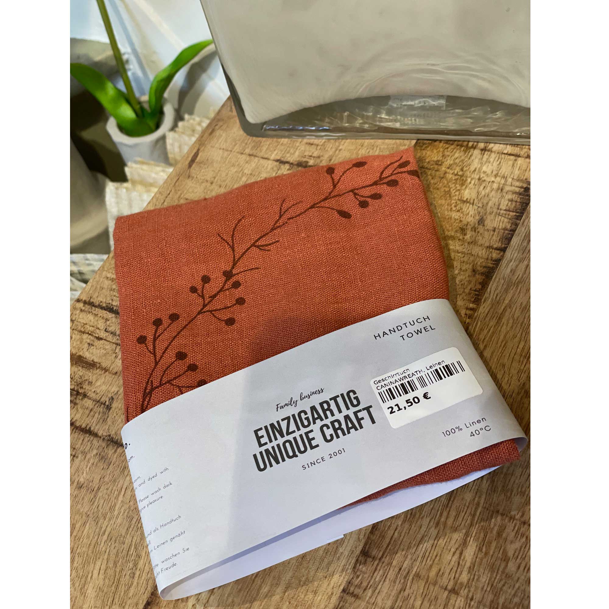 Geschirrtuch CANINAWREATH, Leinen sun burn, handbedruckt, ~50x70cm von Dorothee Lehnen    