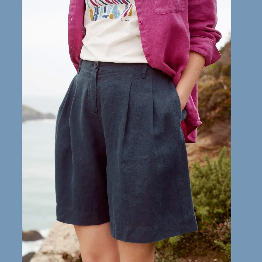 SEASALT CORNWALL Leinen Shorts, Clover Bloom Shorts, Farbe: Maritime/ Dunkelblau