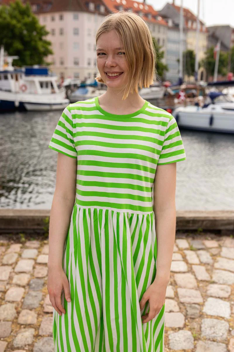 % Danefae Danebasic Kroeyer Dress Bright Green/Chalk, Kleid Streifen %