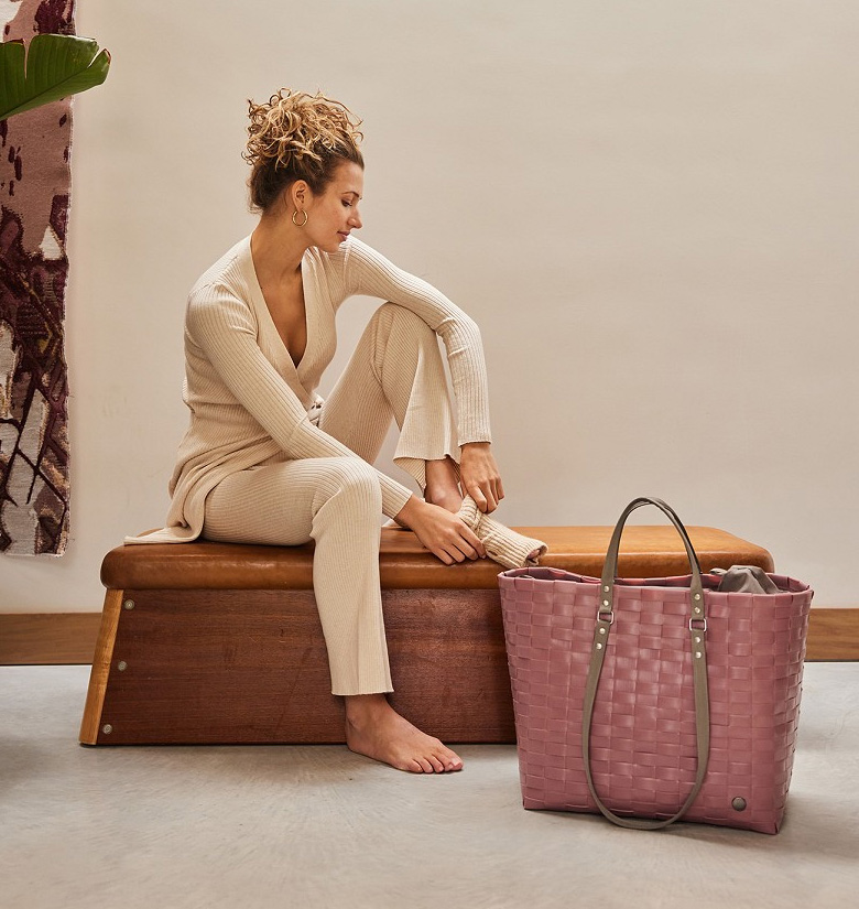 Handed By GO! Shopper, Sport - Freizeittasche Größe L mit Reißverschluss und Bändchengriffen, Farbe:  rustic pink