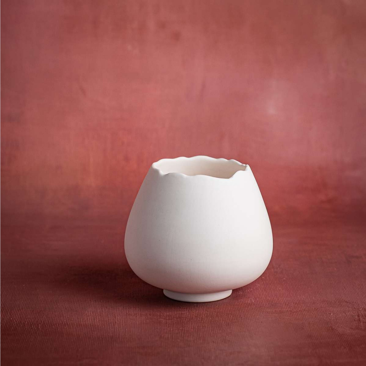 KLATT OBJECTS COCOON M Vase Bone China , ca. 11 cm 