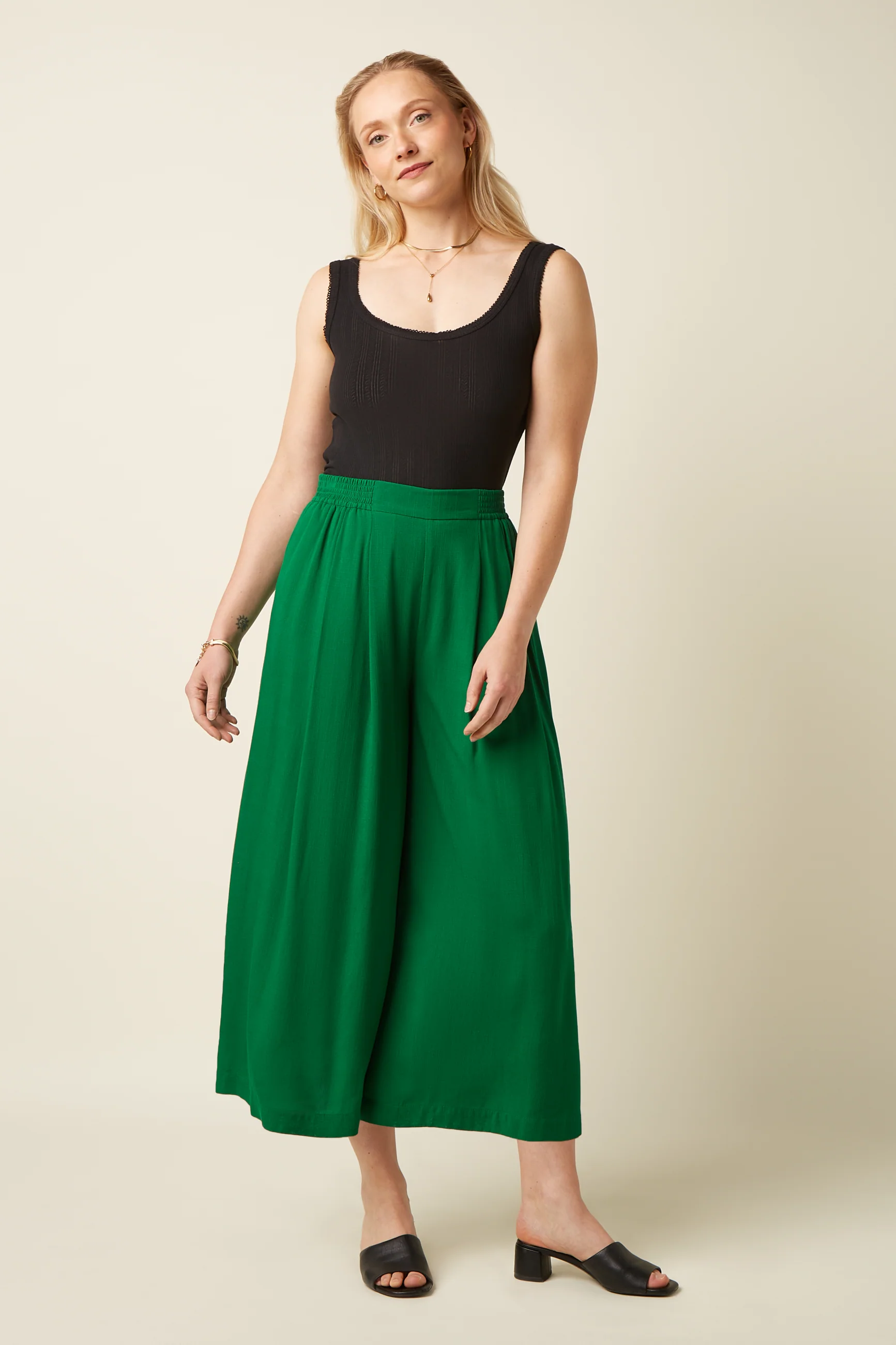 % King Louie Jane Culotte Hose Atomic, Farbe Very Green - Atomic
