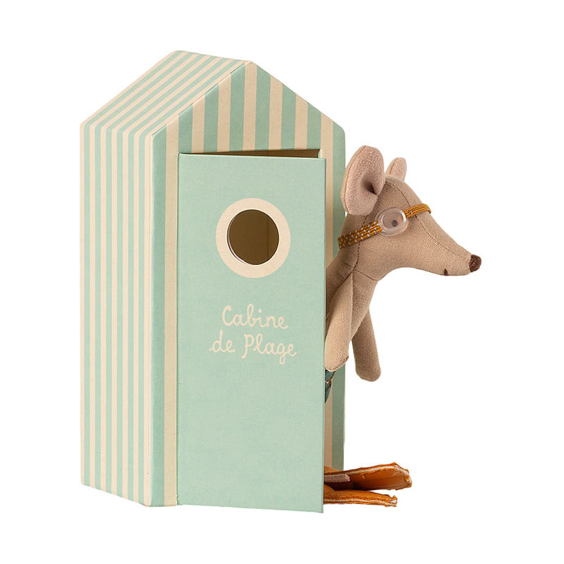 Maileg Strandmaus mit Kabine türkis, großer Bruder in Cabin de Plage, Strandthema 