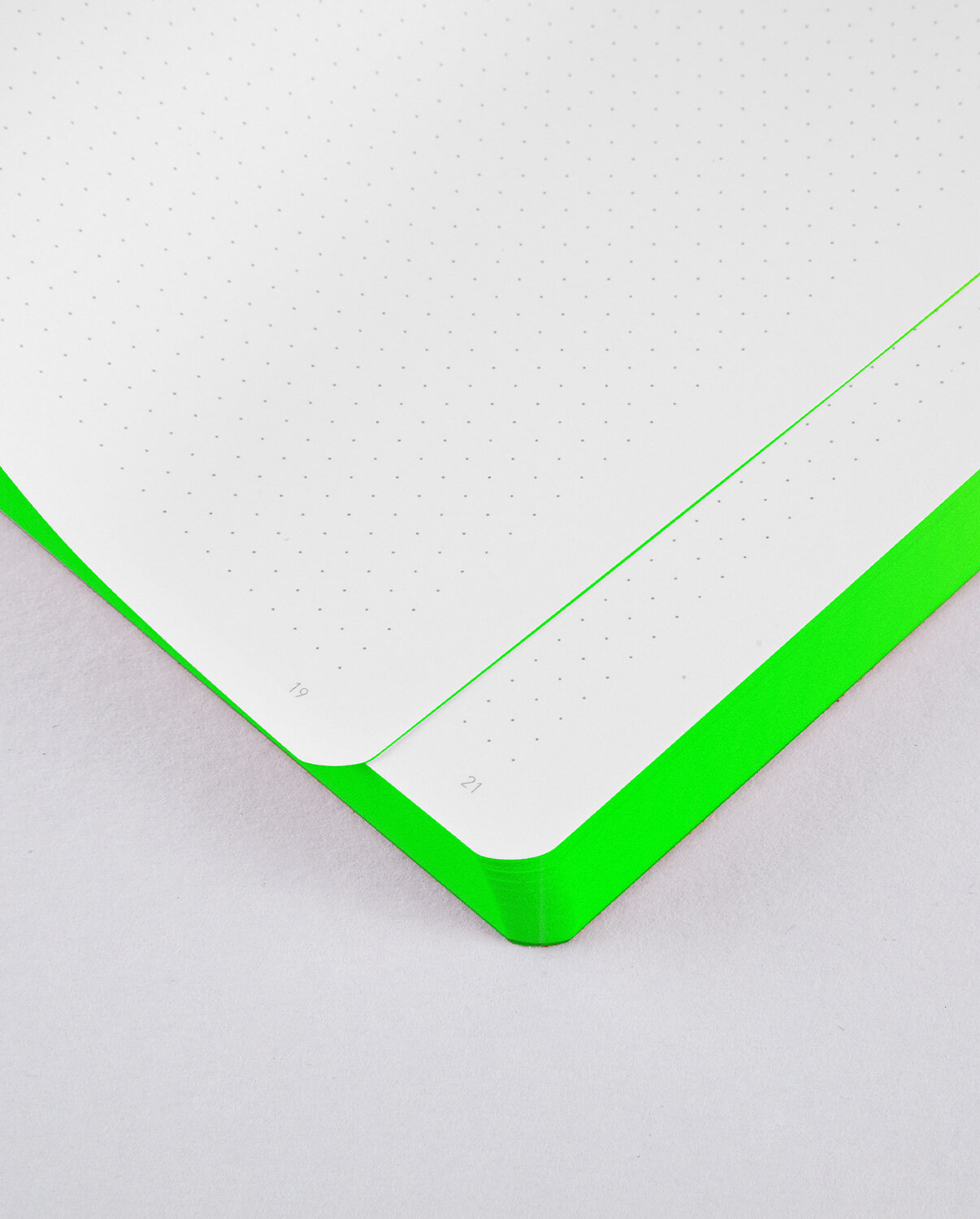 NUUNA Notizbuch Colour Clash L Light, FRESH,  165 × 220 mm