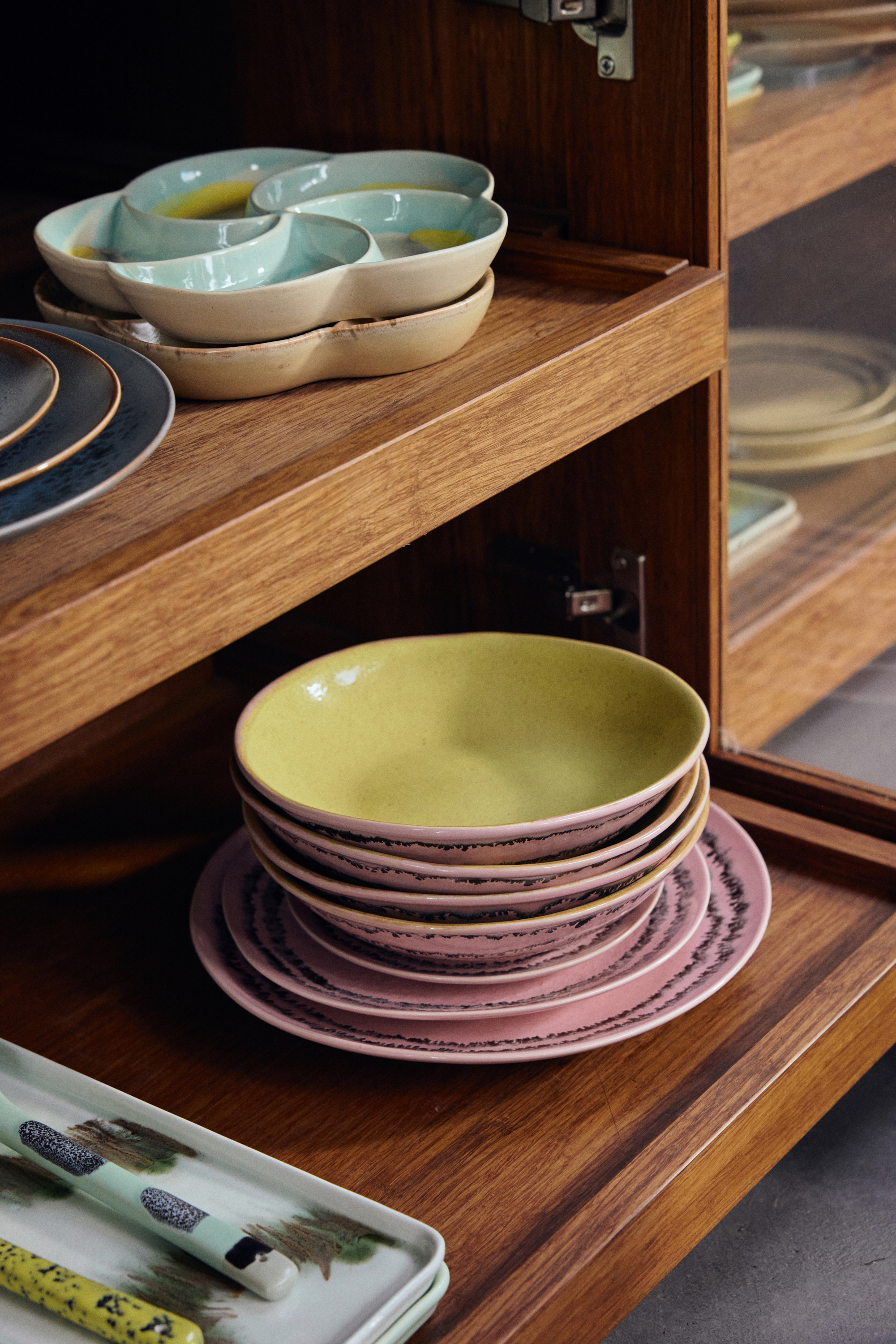 HKliving 70's ceramics: curry bowls,gelb-Rosa, Siebziger Jahre Geschirr, Keramik pro Stück   