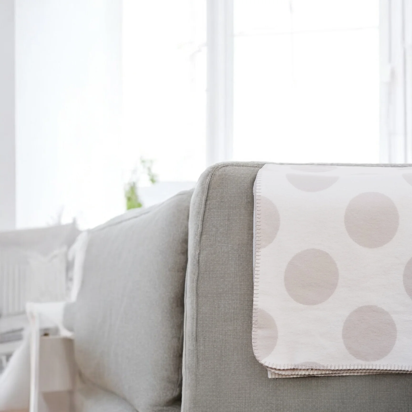 RIEMA Kuscheldecke KARLA aus 100% Bio-Baumwolle (kbA) beige-natur, ca. 150x200cm