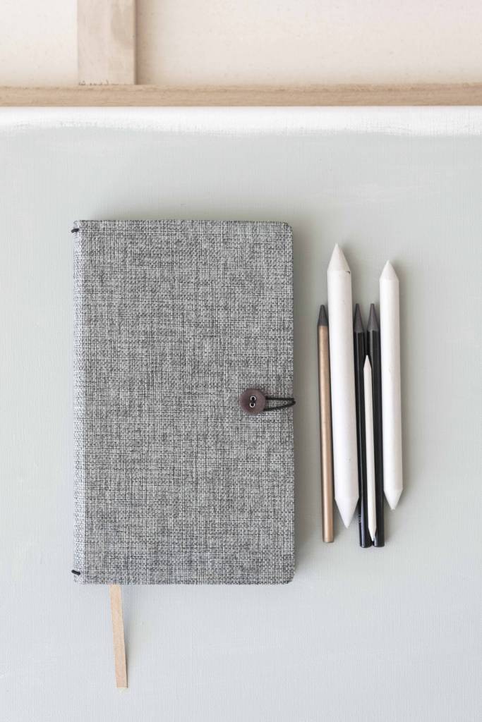 Tinne+Mia Linen Notebook with button, Notizbuch, Moss Agate