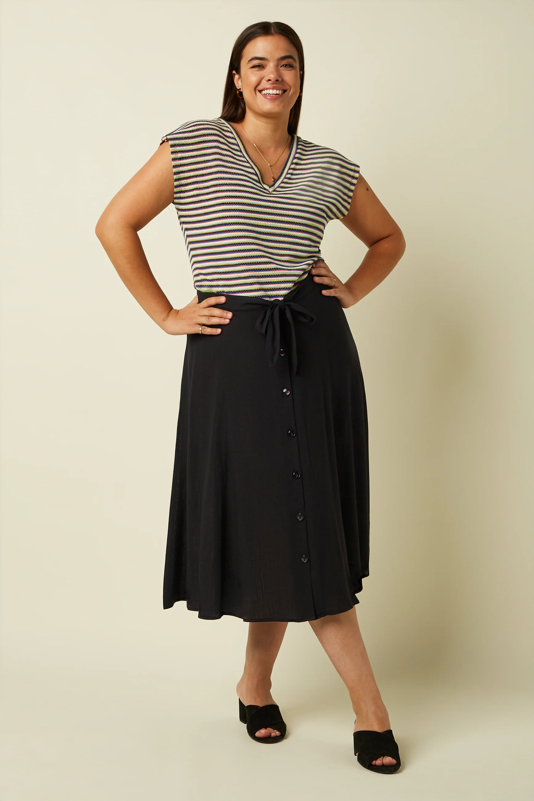 King Louie Judy Midi Skirt Atomic, Farbe Schwarz, mittellanger Rock