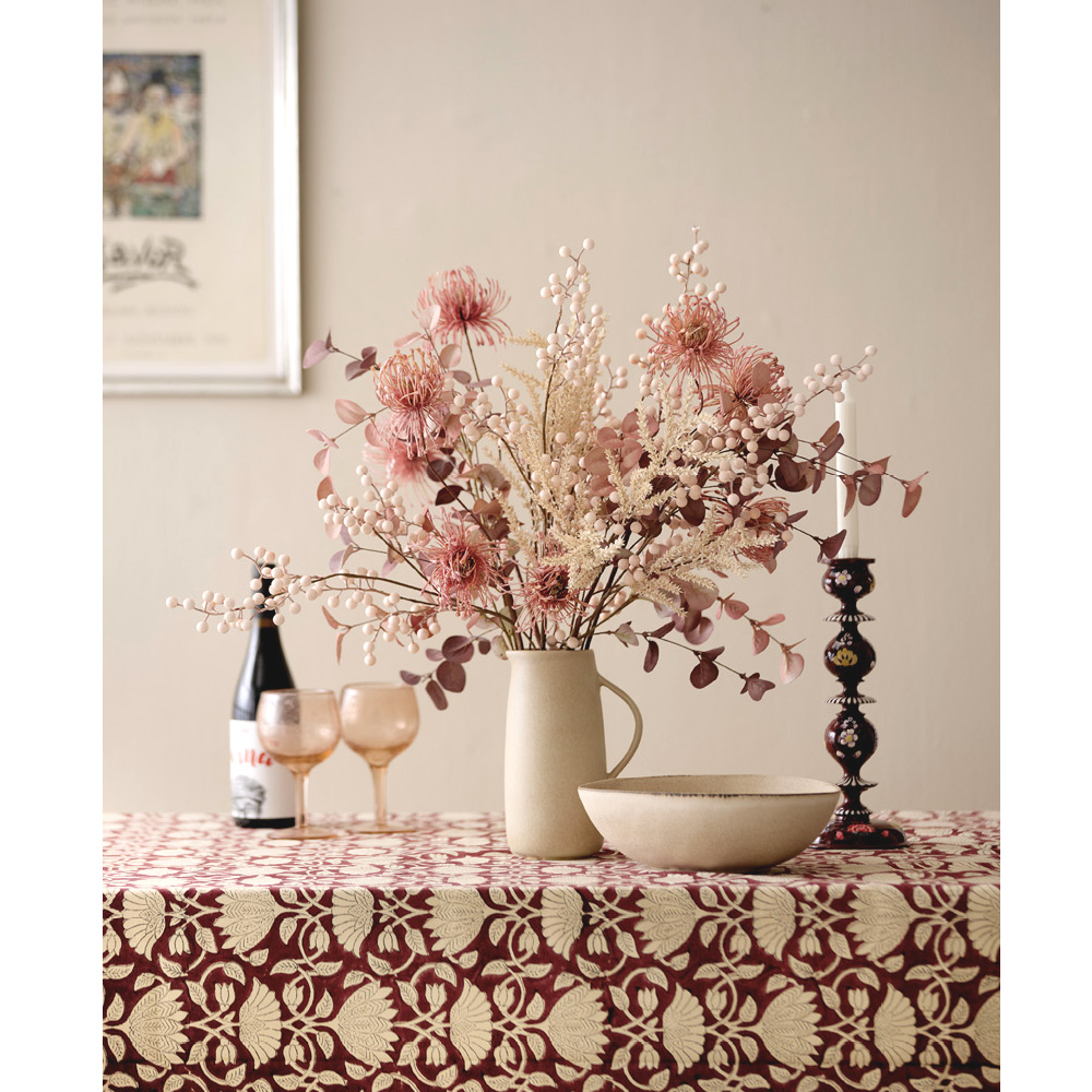 Bungalow Tischdecke Savannah Ruby 150x250 cm Bungalow Tischdecke Savannah Ruby 150x250 cm