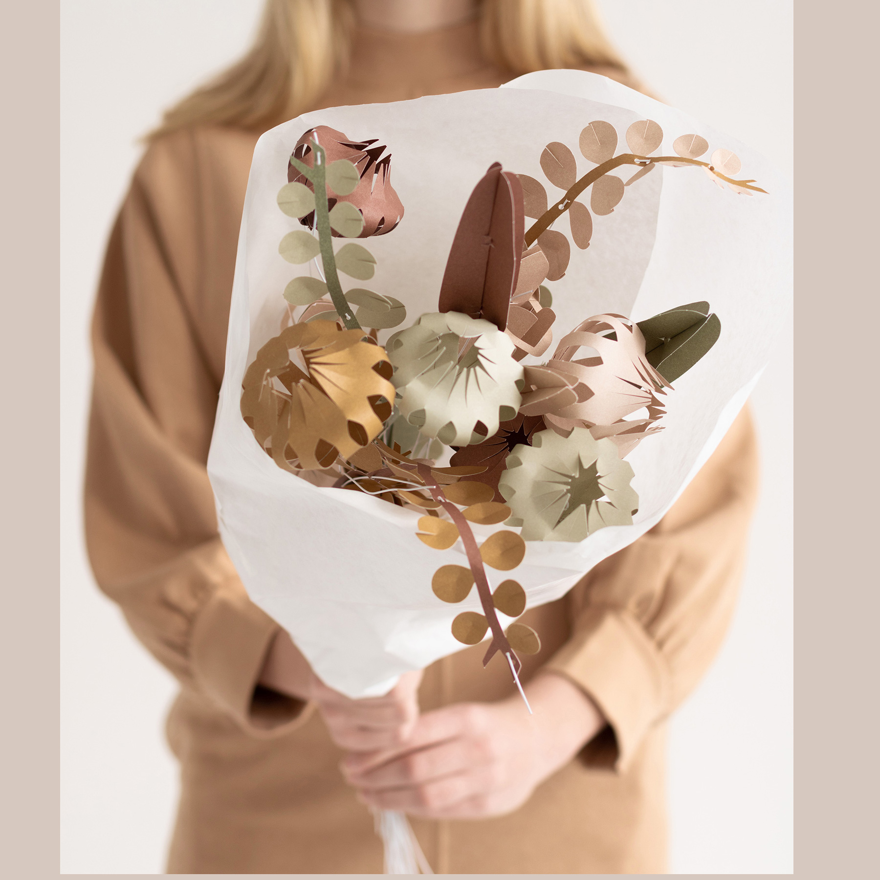 Jurianne Matter FIELD flowers – large , Bastelset , Papierblumen