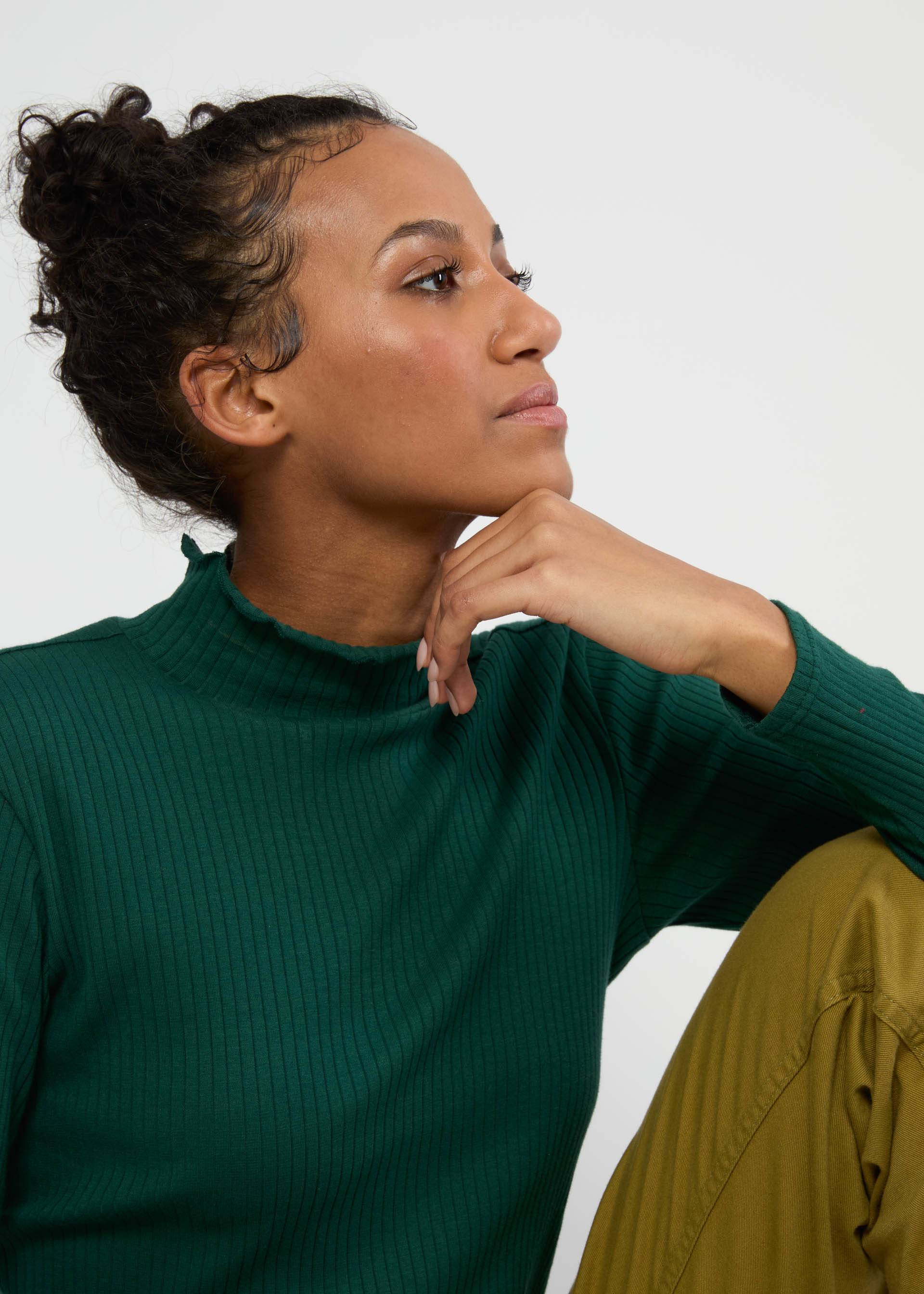 Blutsgeschwister Longsleeve Female Power, Farbe: emerald dahlia green