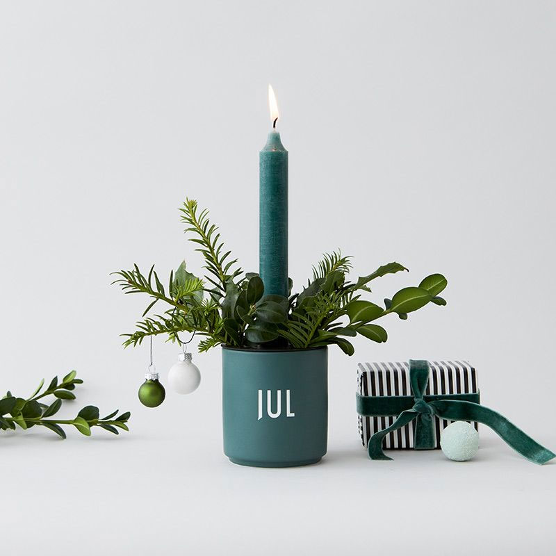 Design Letters Favourite Cup  & Kerzenständer JUL, Weihnachtskerzenhalter , Becher Porzellan, Farbe: dunkelgrün