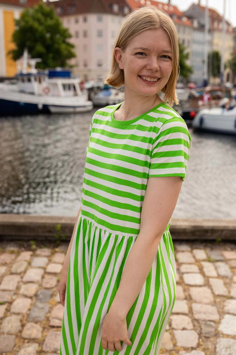 % Danefae Danebasic Kroeyer Dress Bright Green/Chalk, Kleid Streifen %