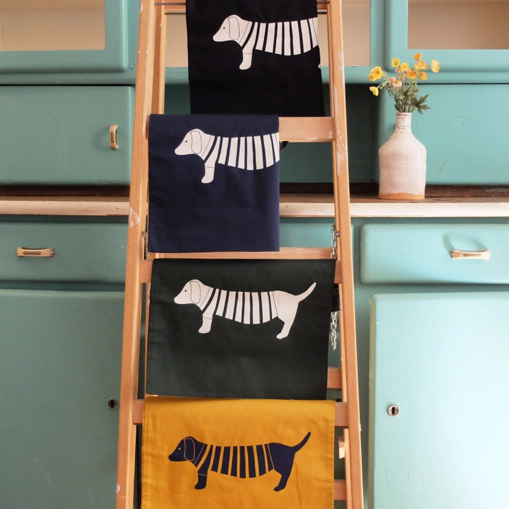 handbedruckte Stofftasche mit Dackelmotiv mint