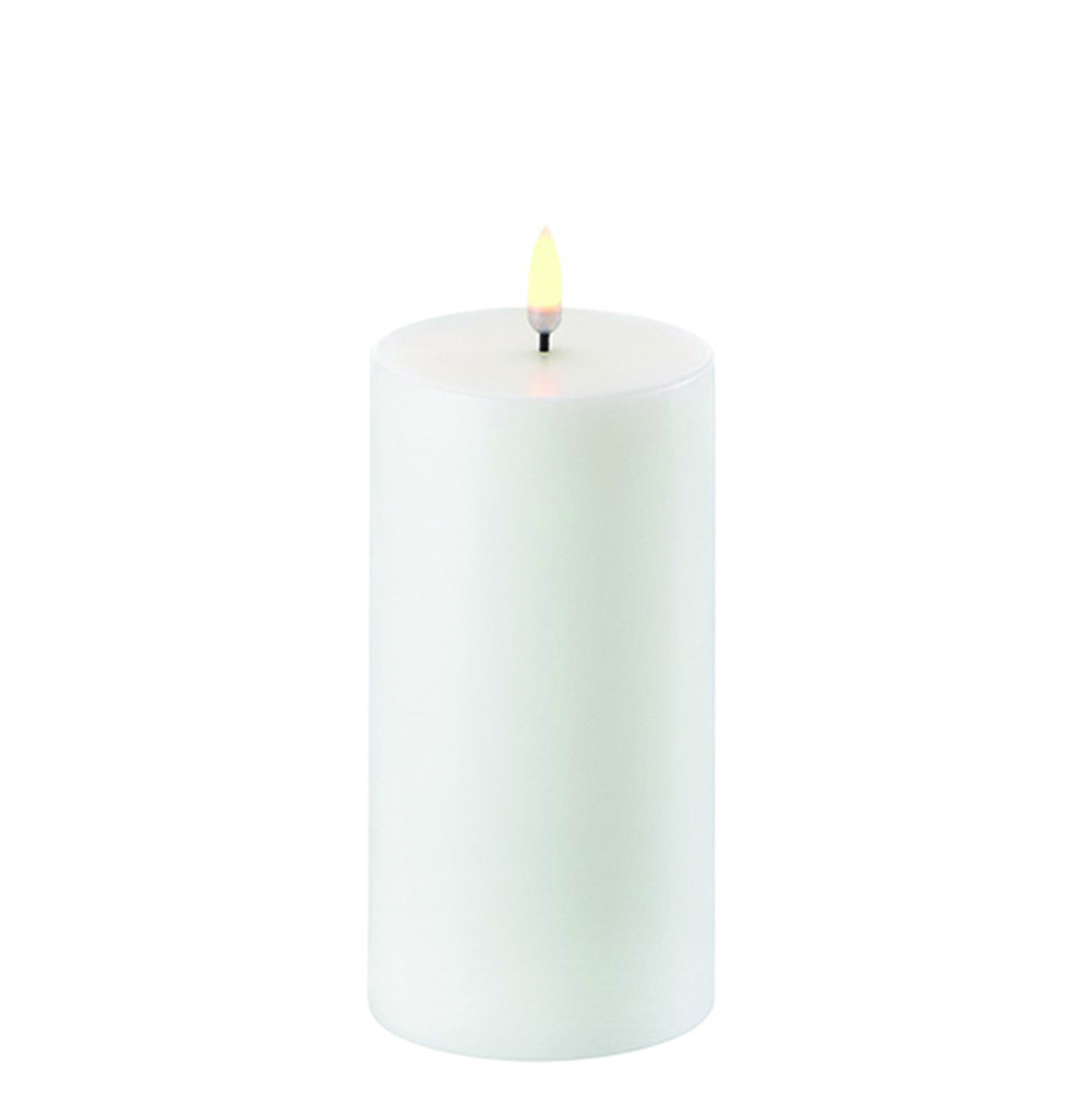 Piffany Copenhagen – UYUNI LIGHTING LED Kerze - Nordic White, D. ca. 7,8 x 15 cm  