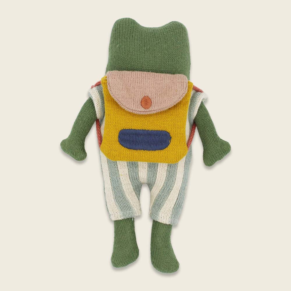 Frosch „Schulkind“ grün, mit Schulranzen und Anzug in blau/creme Kuscheltier von Ava & Yves , ca. 20 cm 