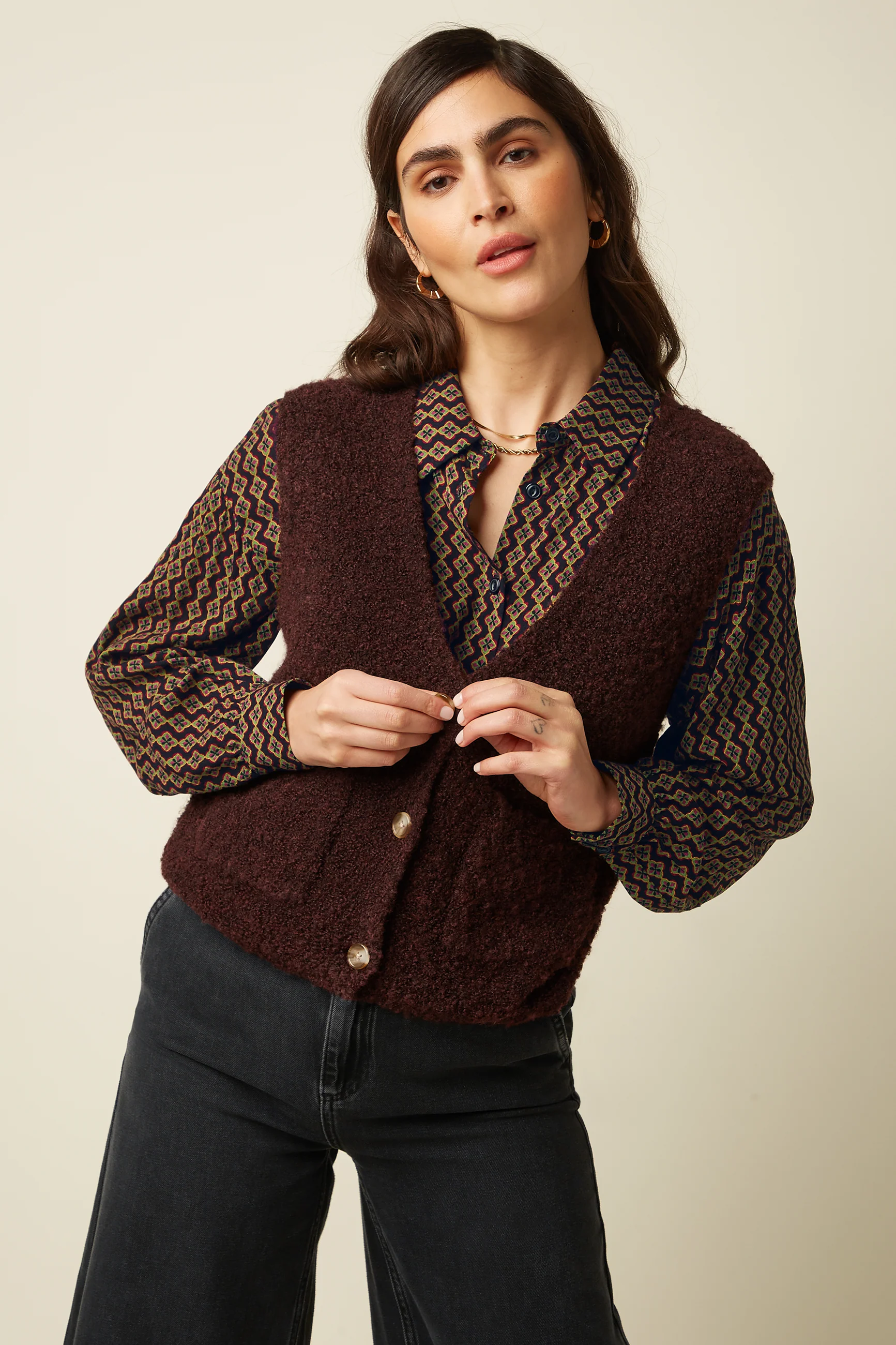 King Louie Vania Vest Boucle Knit, Weste, Farbe Grape Red - Boucle Knit