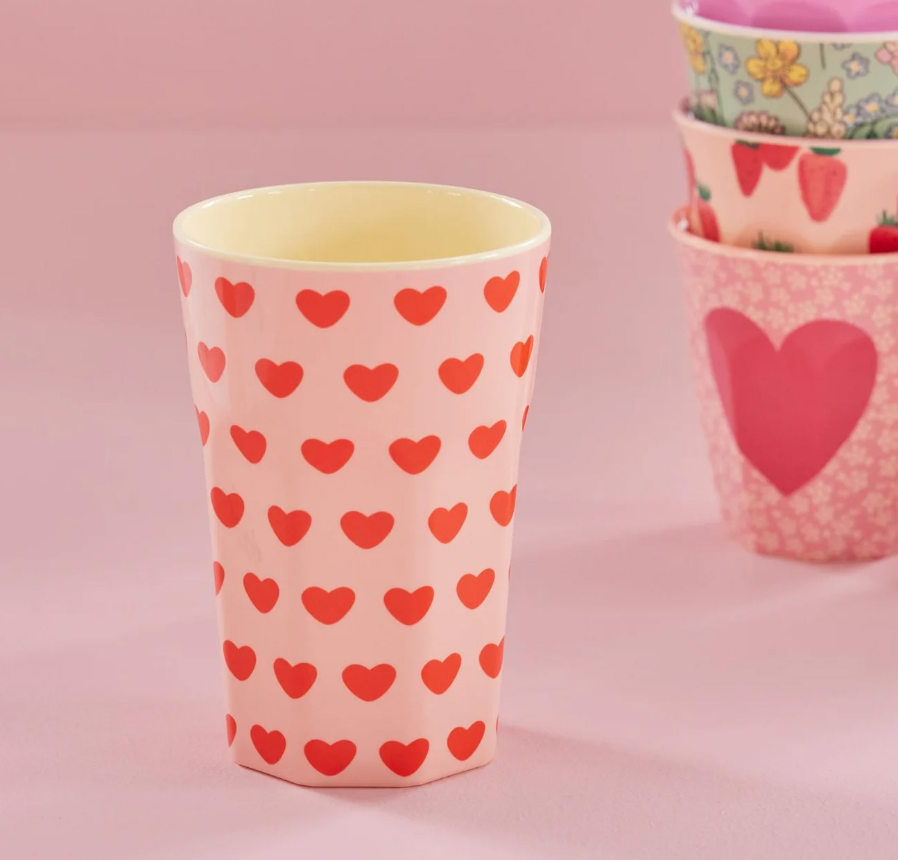 Rice Melamin Becher groß- Sweet Hearts Print, Hellrosa , 400 ml, Herzen