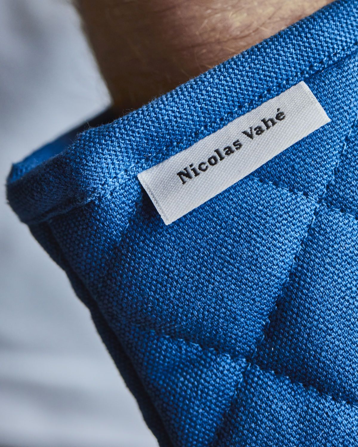 % Küchenhandschuh, NVNeat, Blau von Nicolas Vahé 